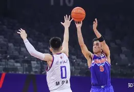 RNG不断突破！，浓眉哥连续十二场比赛得分超过爆冷赢得满堂喝彩-九游娱乐网页入口